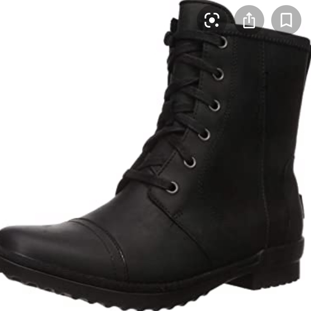 New in box UGG ashbury boots size 7